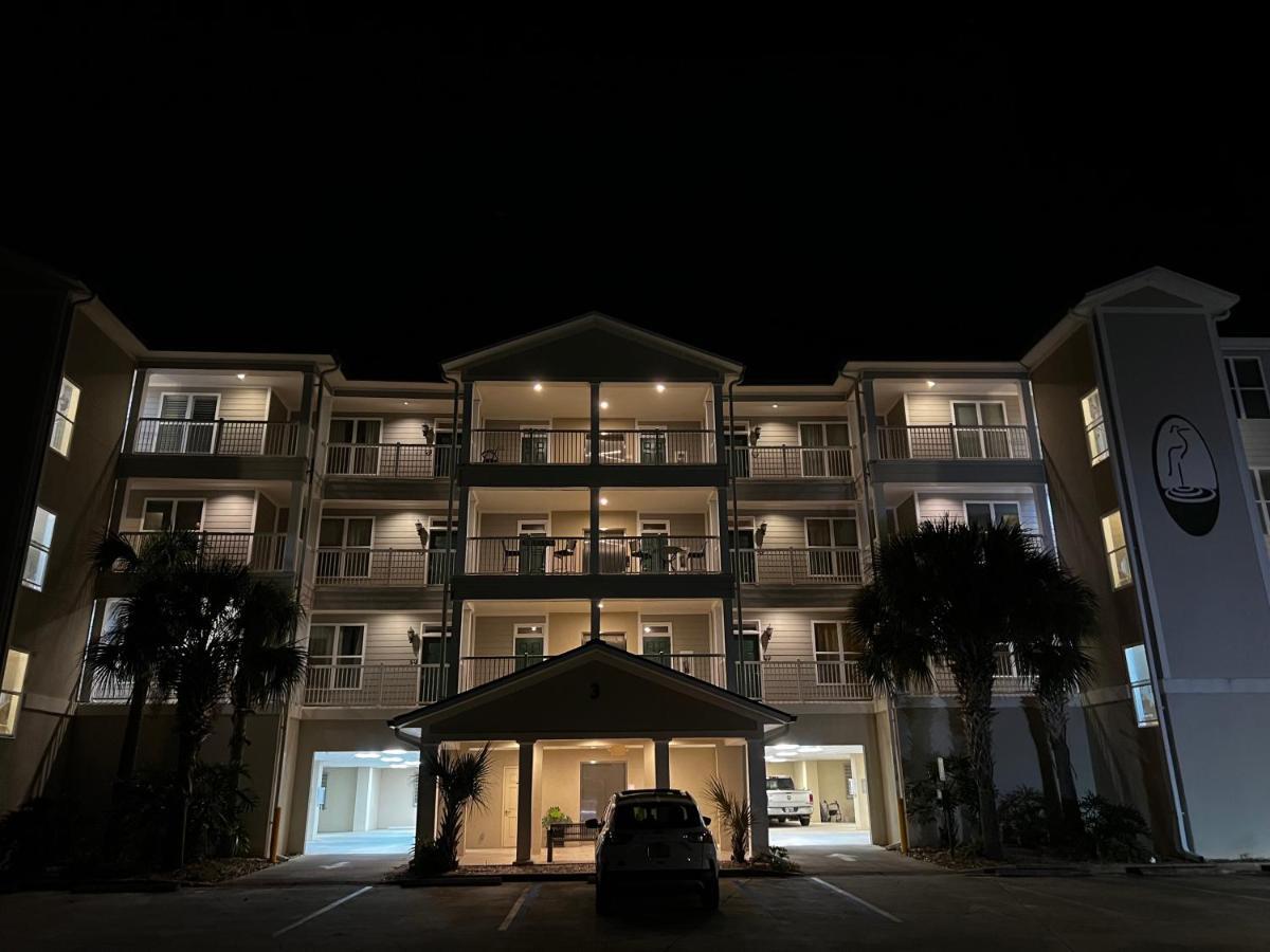 Apartment Caddyshack