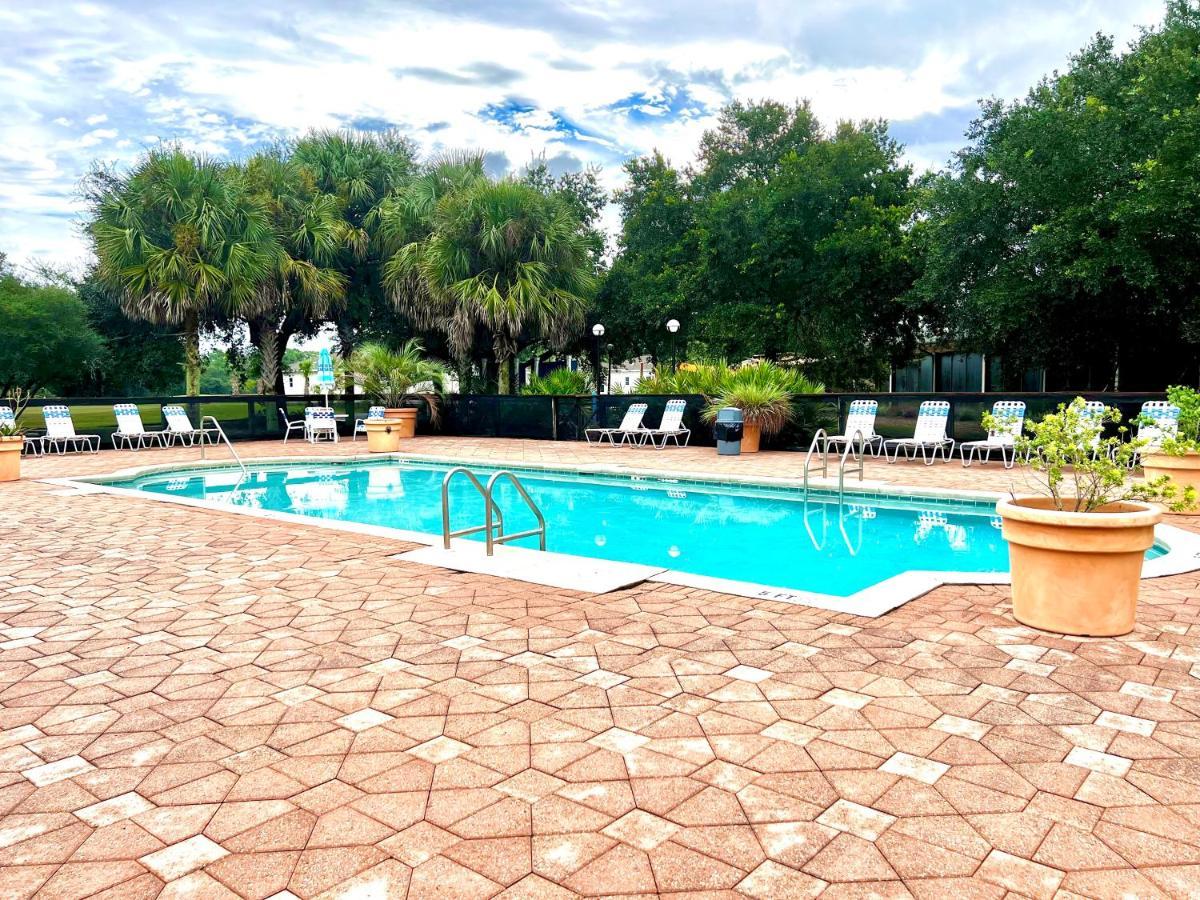 Apartment Caddyshack Big Blackjack Landing